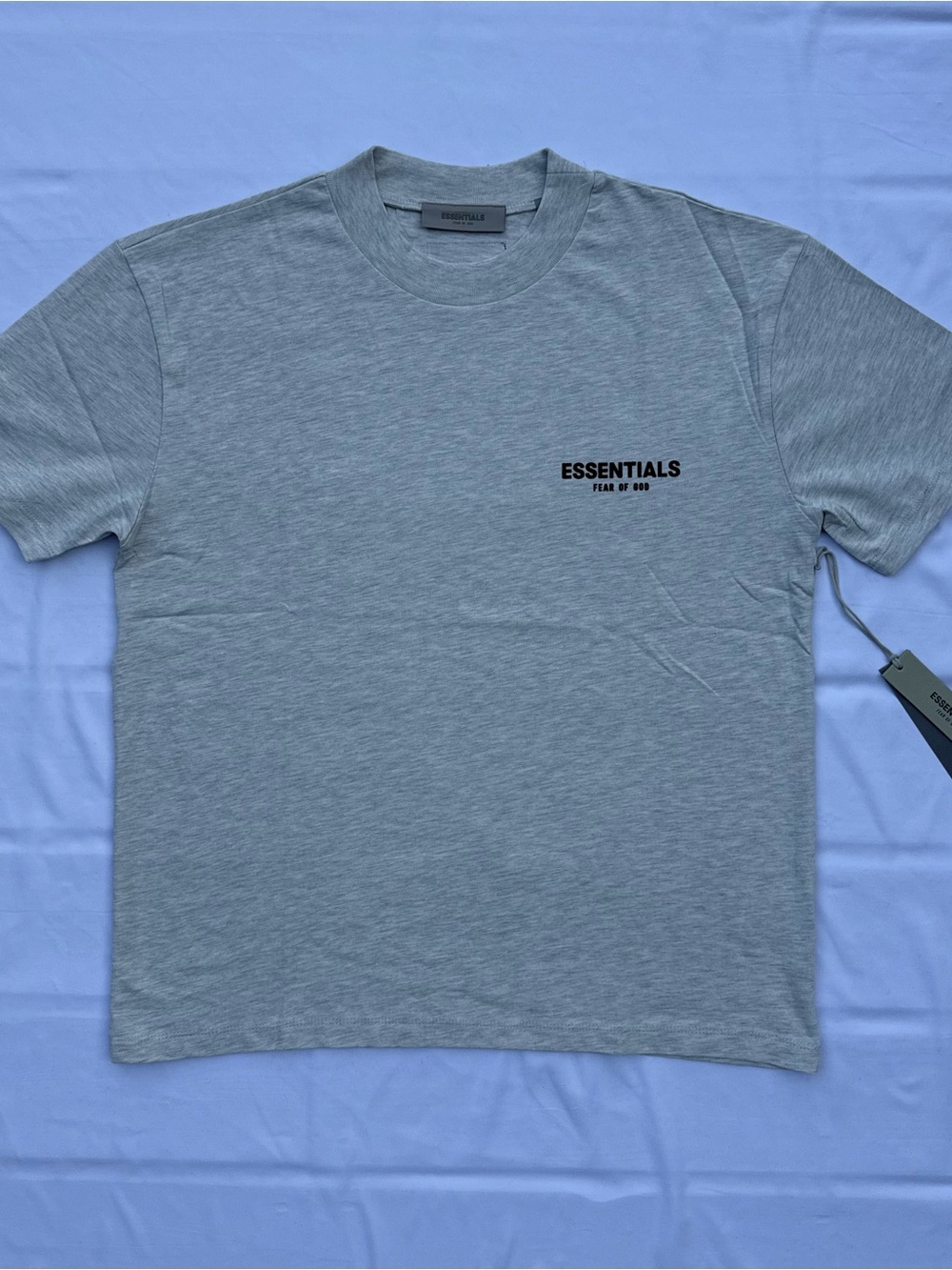 AUTHENTIC Essentials Fear Of God T-Shirt - Light Oatmeal